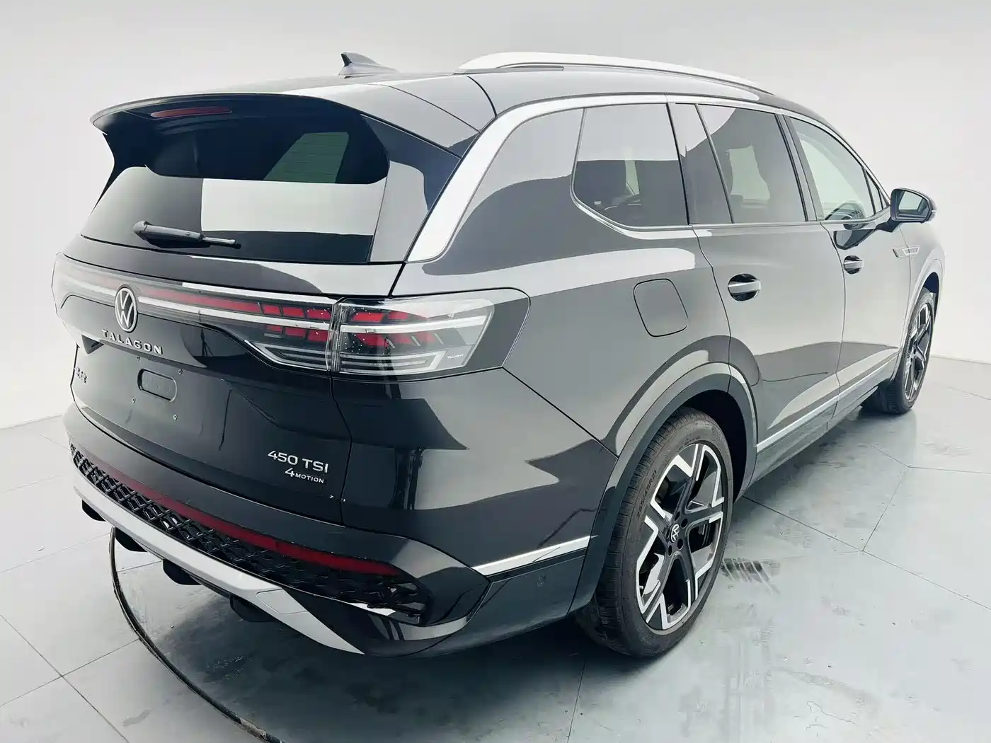 Volkswagen Talagon 2025 450TSI R-Line 6-Seater фото 2