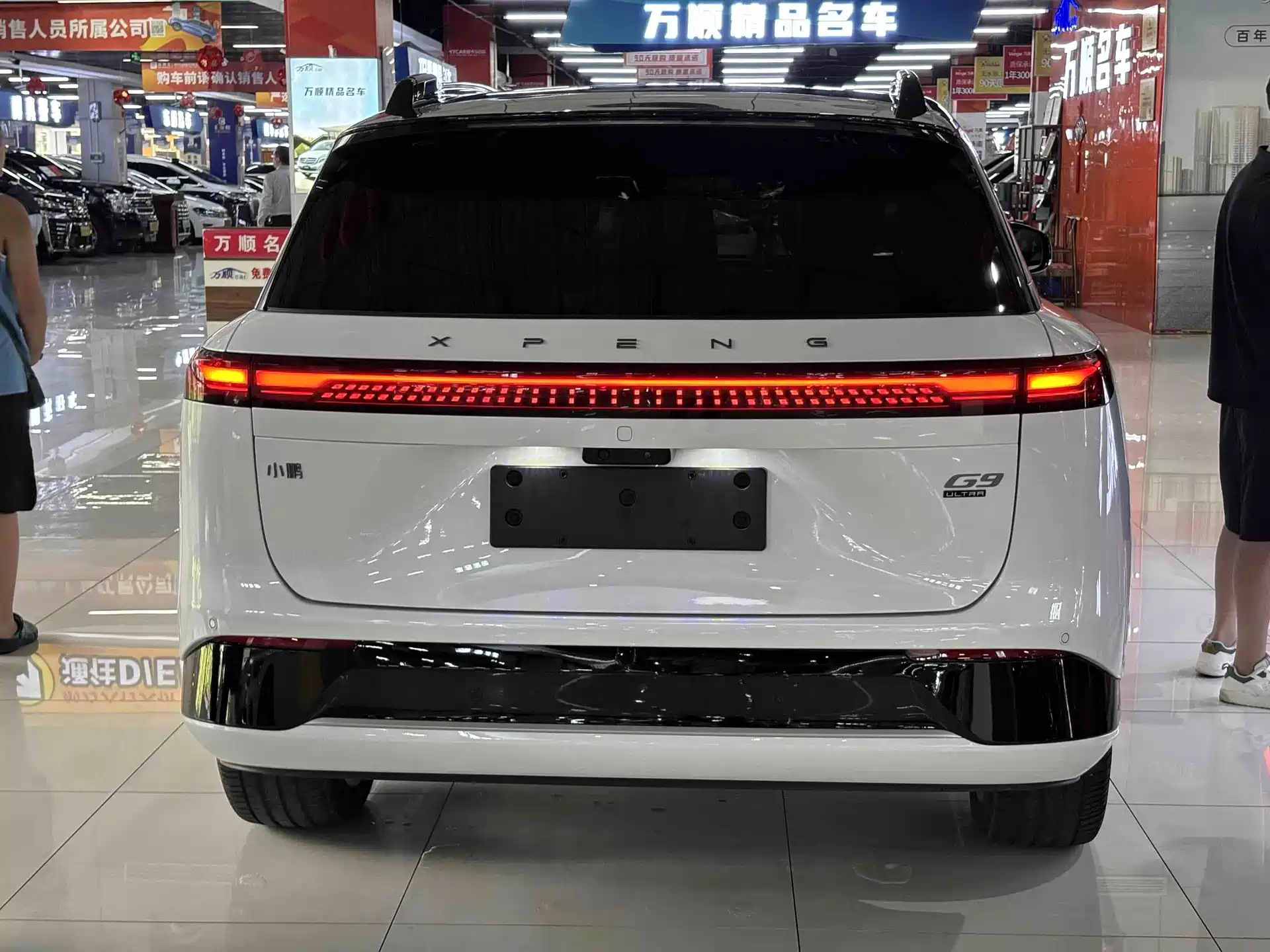 Фото 16 - XPeng G9