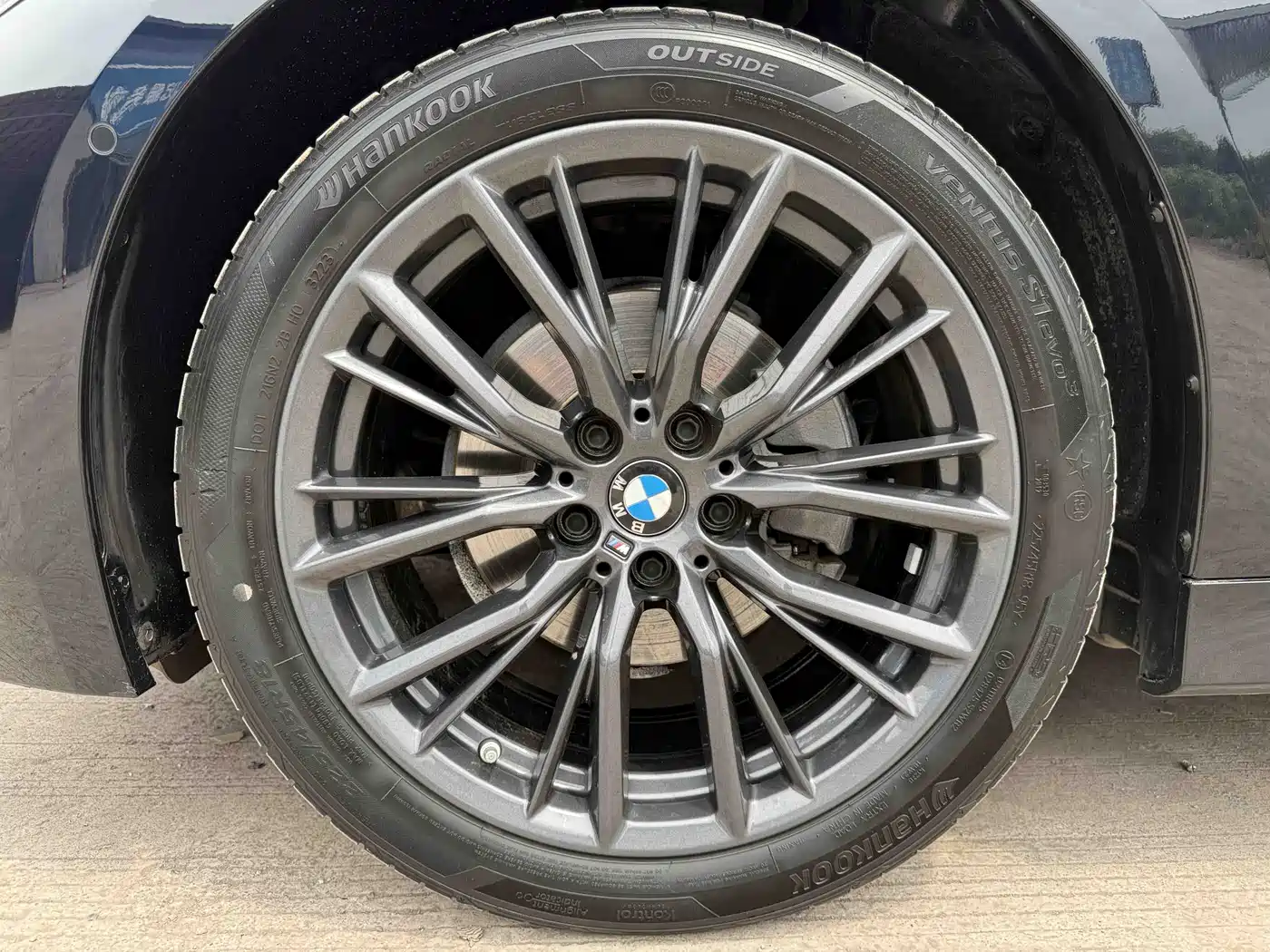 BMW 3 Series 2024 325Li M Sport Shadowline Package фото 32