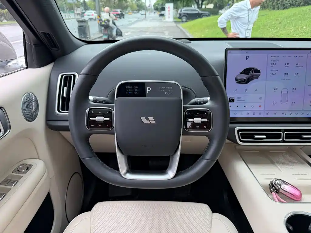 Li Auto L6 2025 2025 Pro Smart Renewal Edition