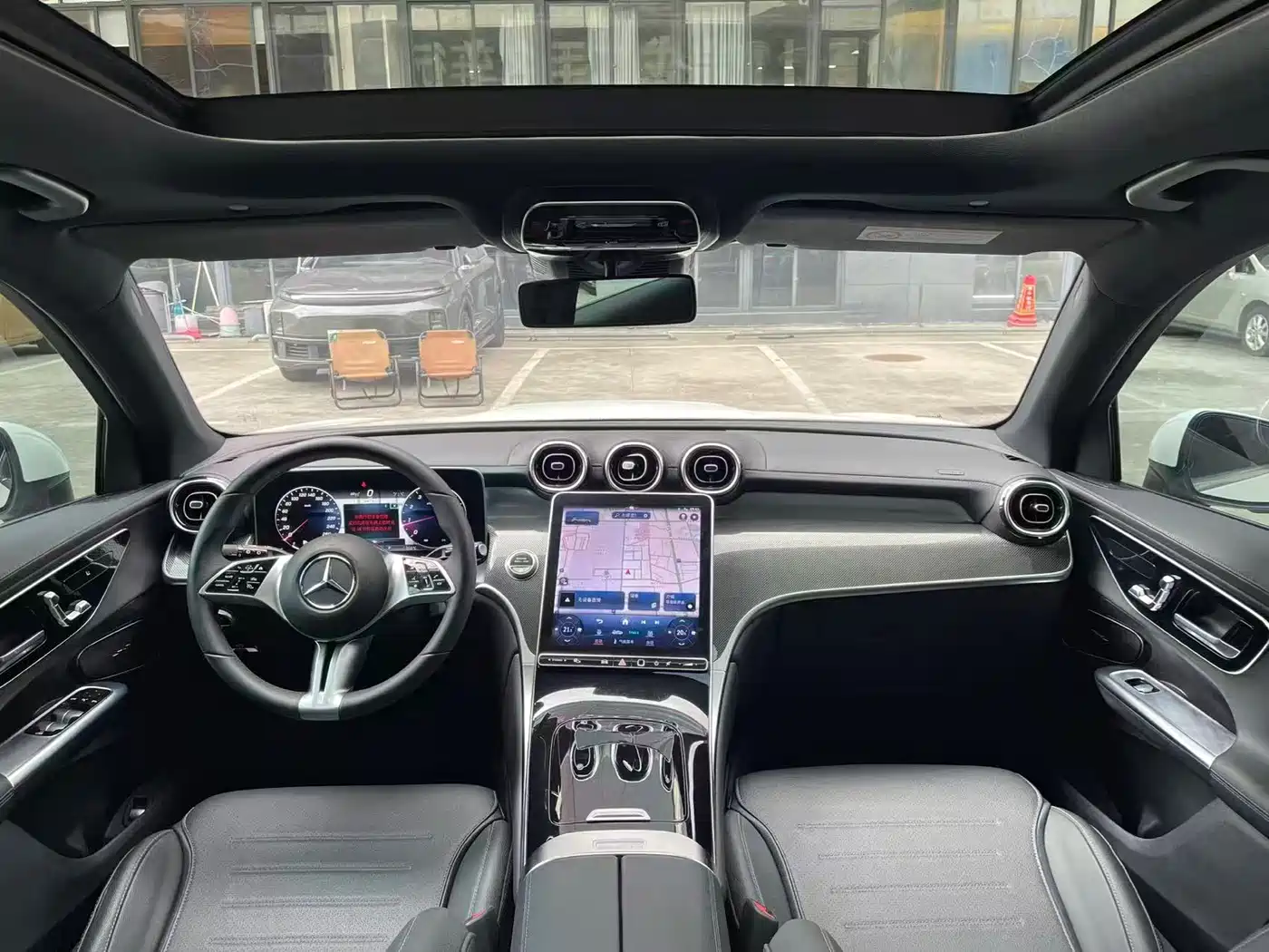 Mercedes-Benz GLC 2023 GLC 260 L 4MATIC Sport 5-seater фото 5
