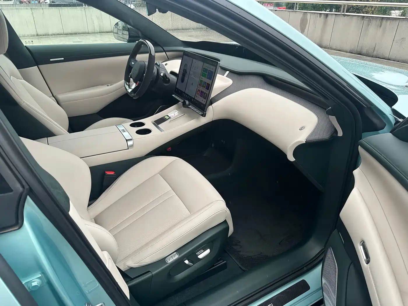 Xiaomi Auto Xiaomi YU7 2025 Ultra Long Range High Performance AWD Max Edition фото 9