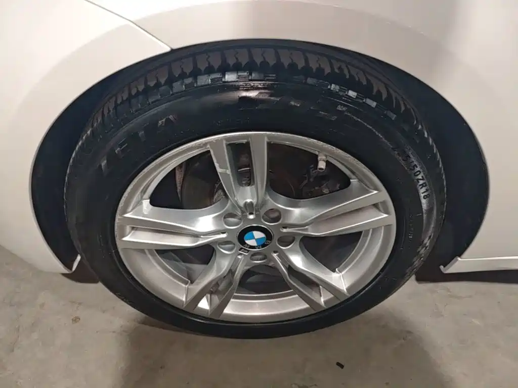 BMW 3 Series GT 2021 2020 320i M Sport Package