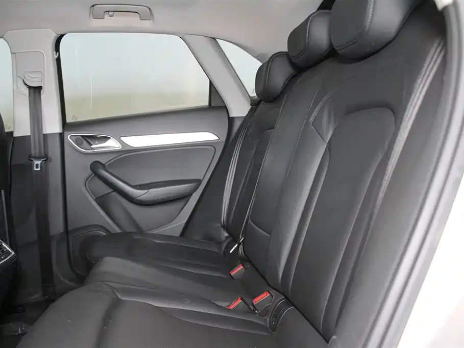 Audi Q3 2013 35 TFSI quattro Technology фото 9