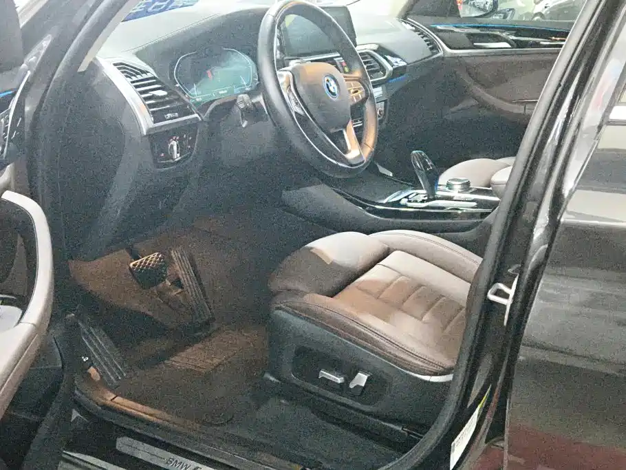 BMW iX3 2021 2021 Leading
