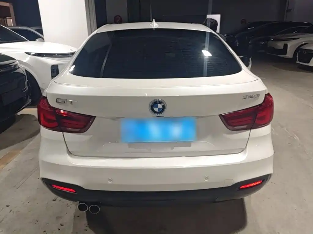 BMW 3 Series GT 2021 2020 320i M Sport Package
