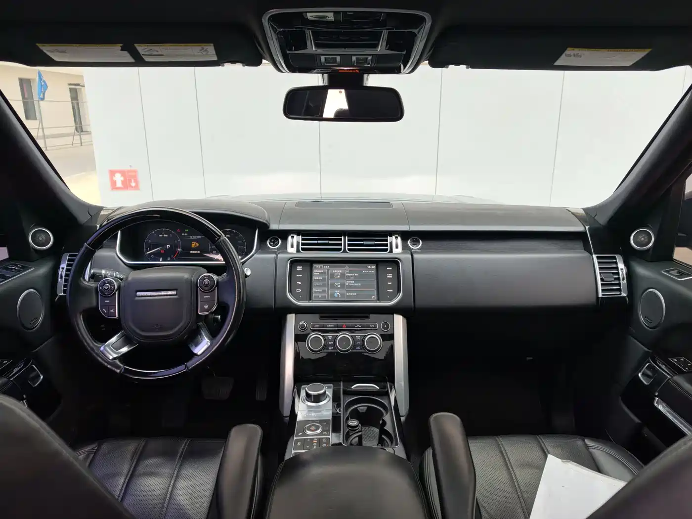 Land Rover Range Rover 2015 3.0 SC V6 Obsidian Limited Edition фото 12