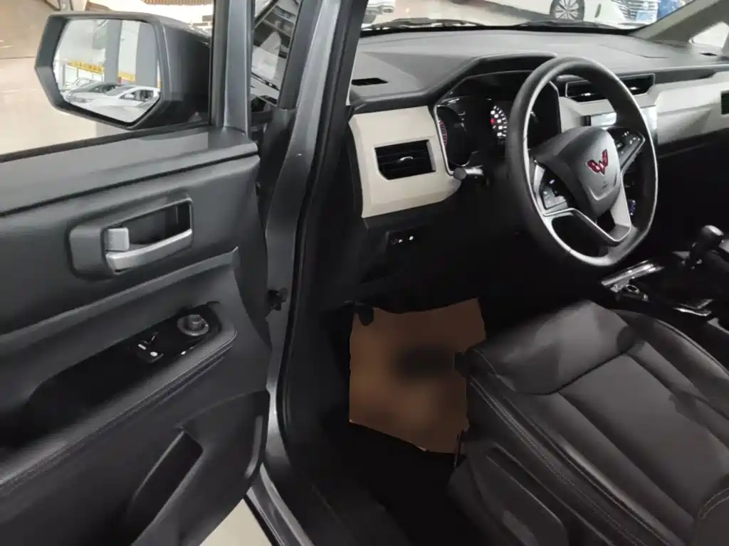 Wuling Motors Wuling Journey 2024 2021 1.5T Manual Luxury Edition