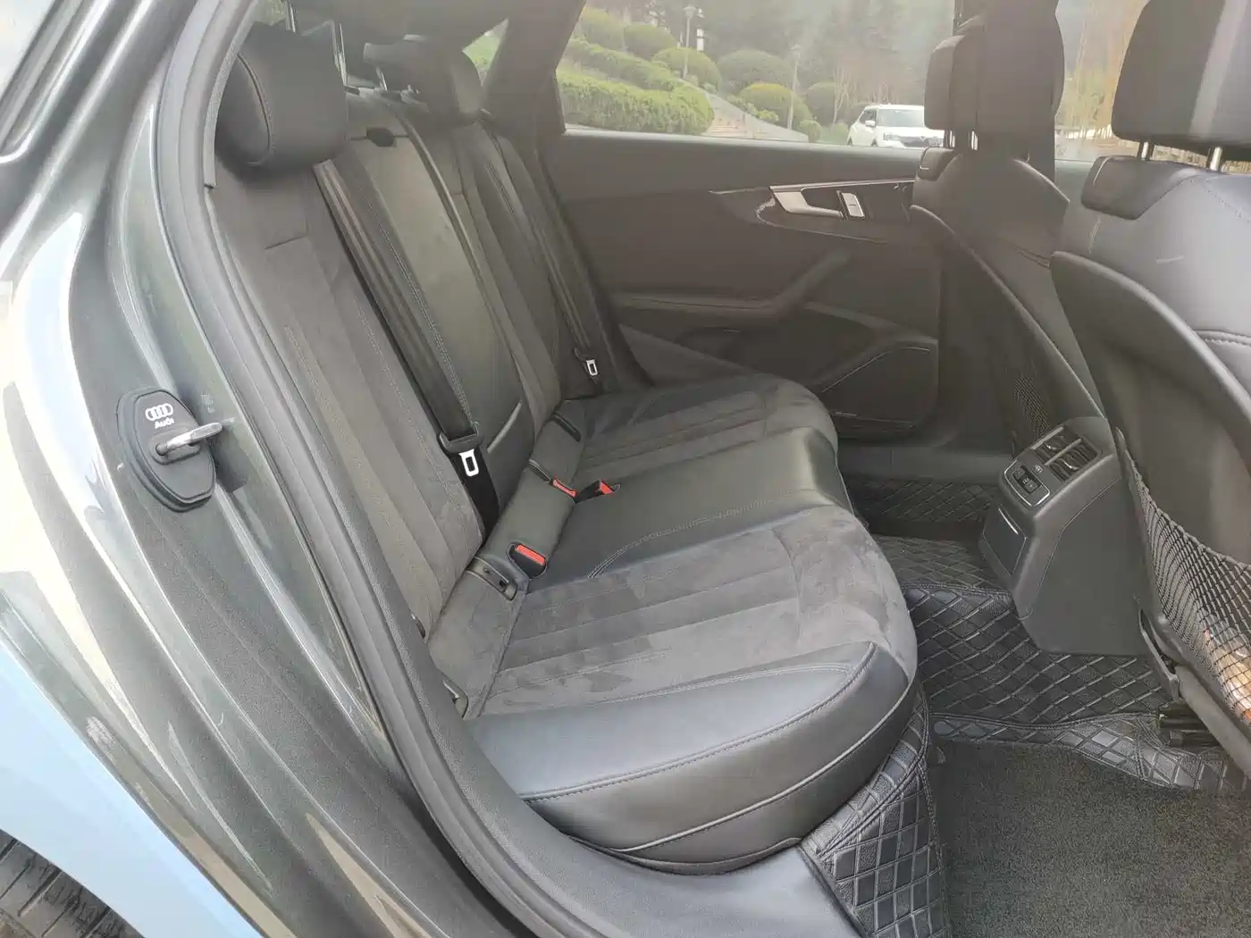 Audi A4L 2024 45 TFSI quattro Premium Dynamic фото 18