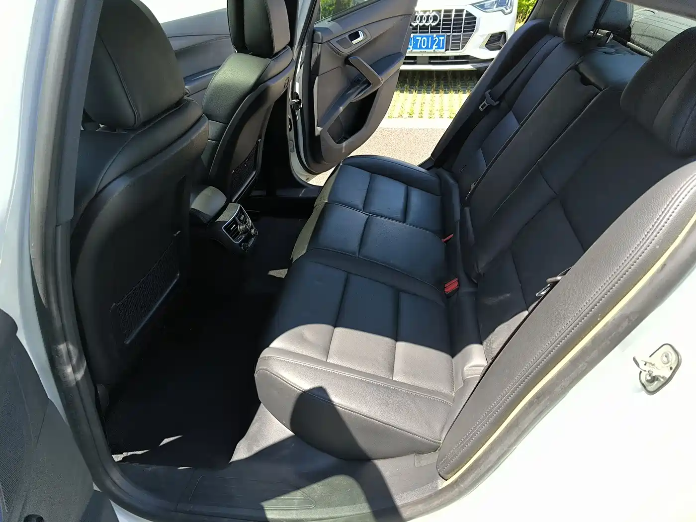 Peugeot 508 2013 2.3L Roland Garros Edition фото 8