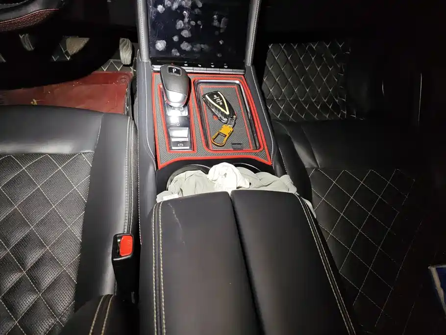 Venucia Star 2020 2020 260T Automatic 48V Mild Hybrid Turbo Starlight Edition