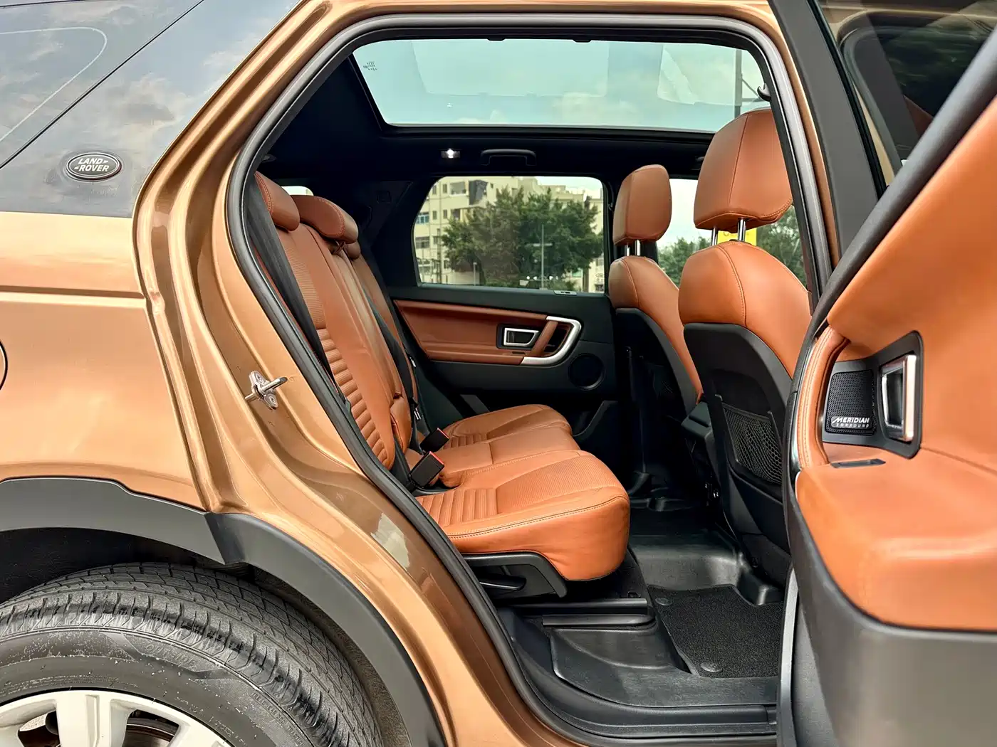 Land Rover Discovery Sport 2016 2.0T HSE LUXURY фото 18