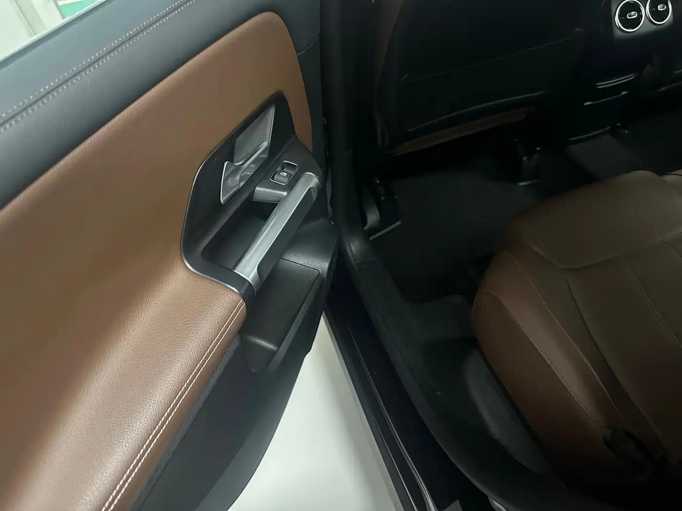Mercedes-Benz GLB 2024 GLB 200 Dynamic фото 10