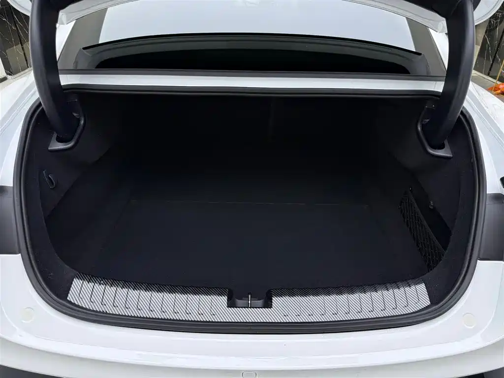Xiaomi Auto Xiaomi SU7 2024 RWD Ultra Long Range Advanced Smart Driving Pro Edition фото 11