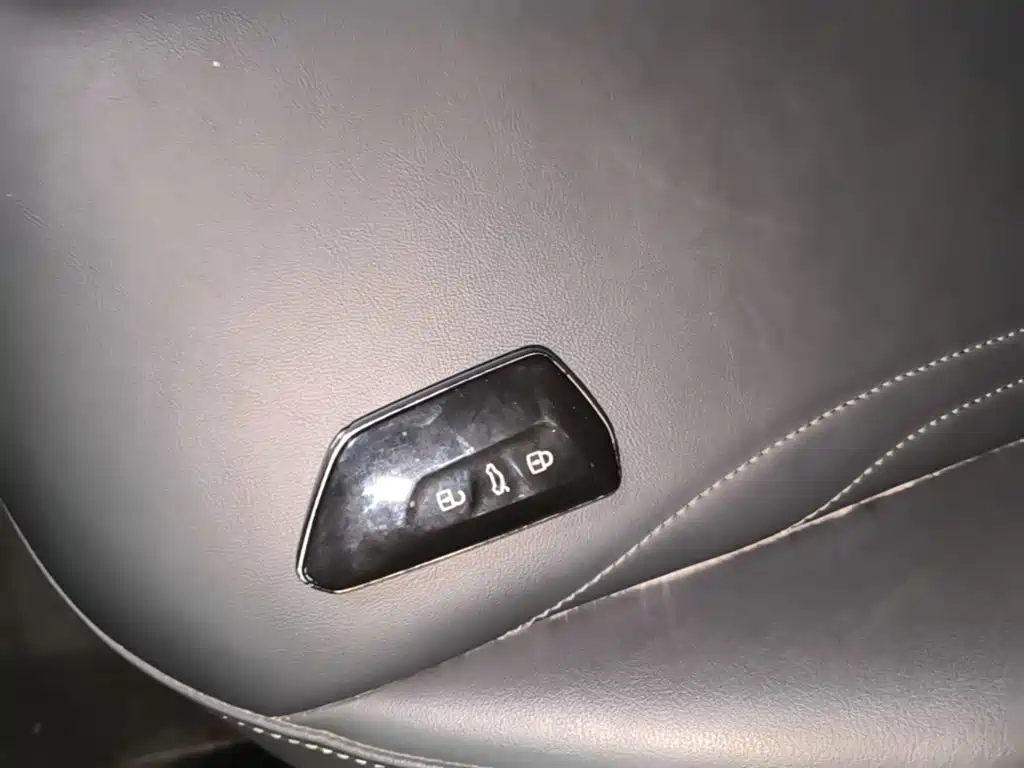 Volkswagen Unique 06 2025 2024 Facelift Ultra Long Range