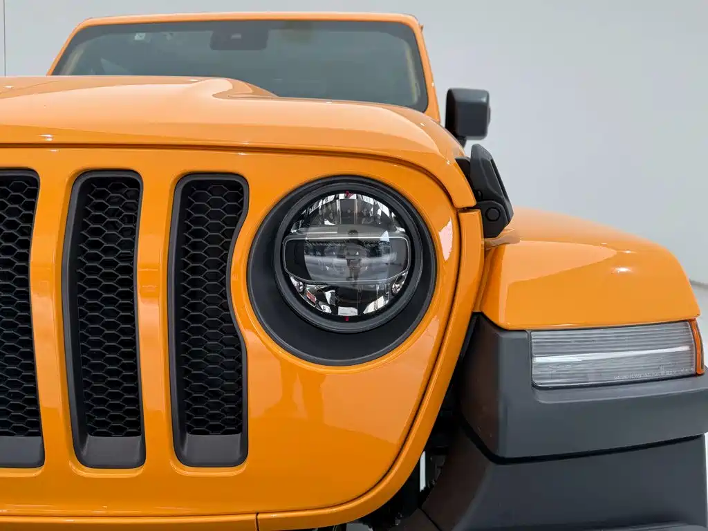 Фото 6 - Jeep Wrangler