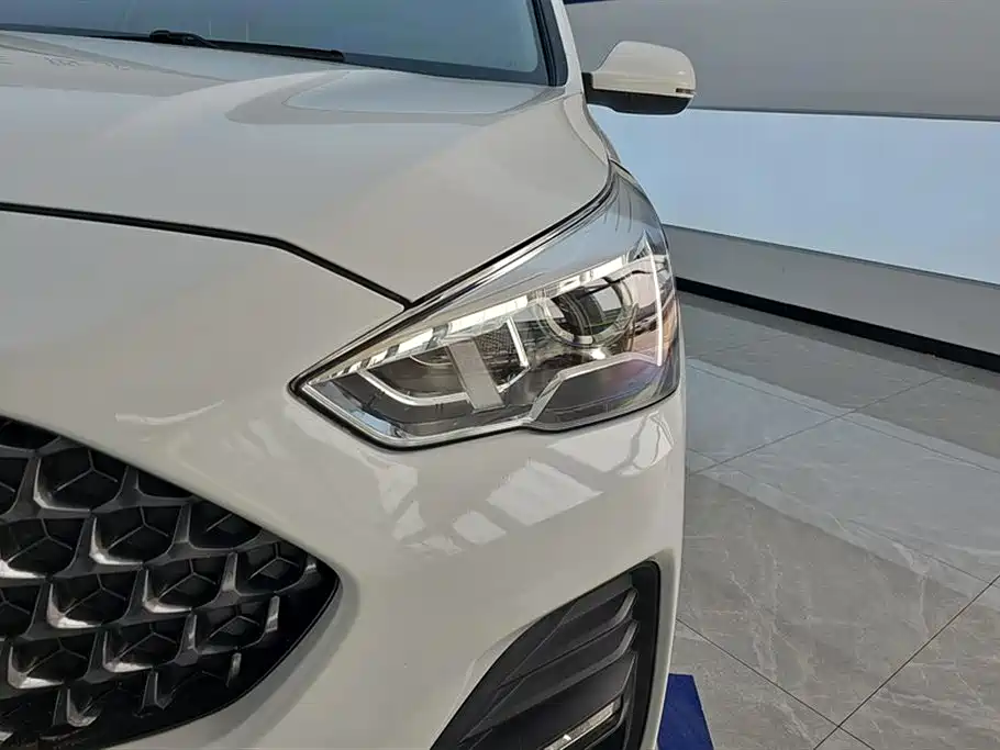 Haval M6 2019 1.5T Manual 2WD Urban Type China VI фото 5