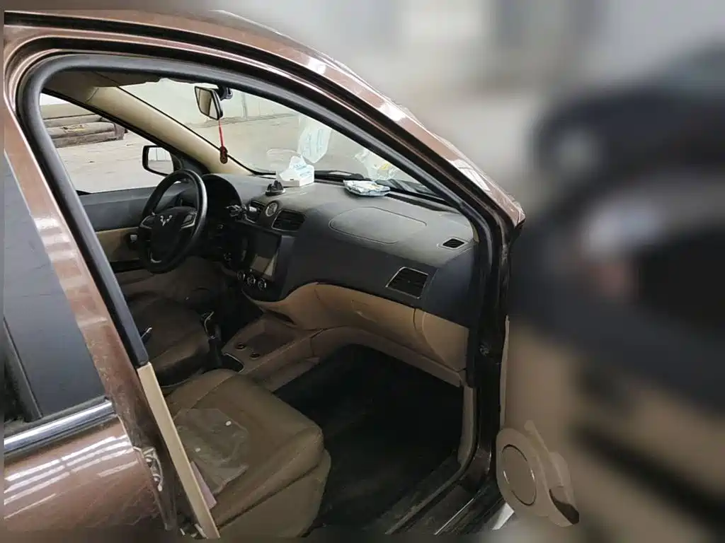 Wuling Motors Wuling Hongguang 2014 2013 1.2L S Comfort China IV