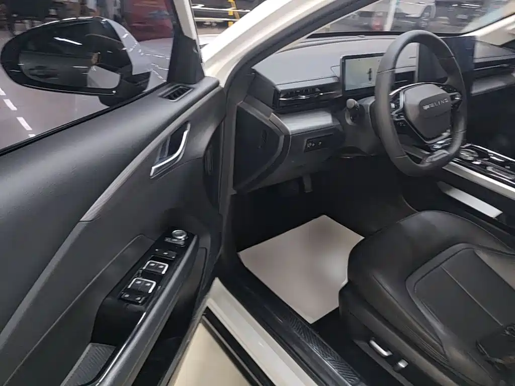 Wuling Motors Wuling Xingguang 2024 2023 150 Advanced Edition