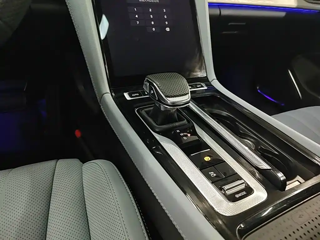 Hongqi H5 PHEV 2025 2025 170 Super Hybrid Edition