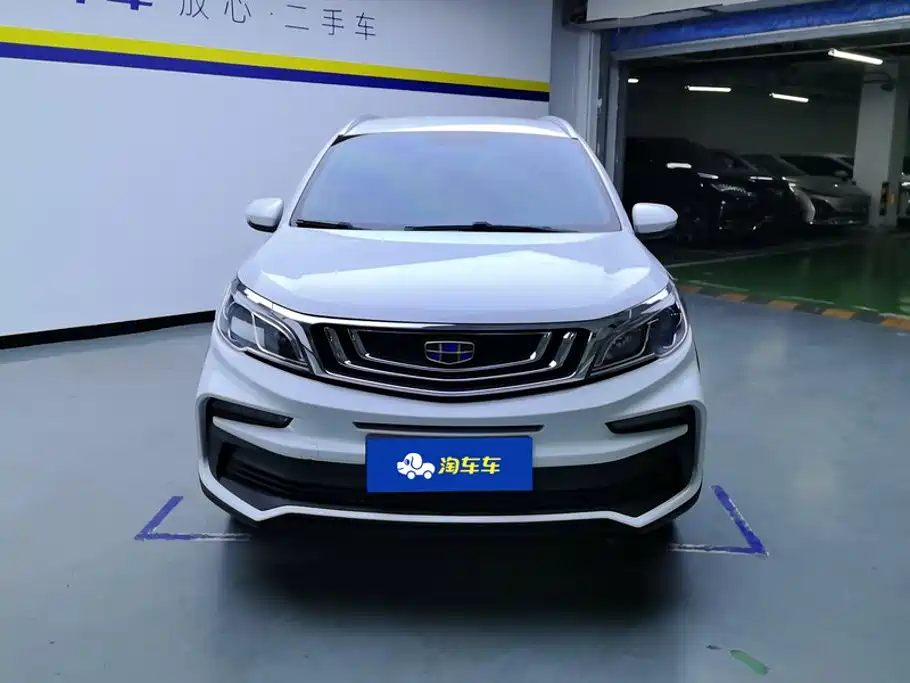 Фото 2 - Geely Vision X3