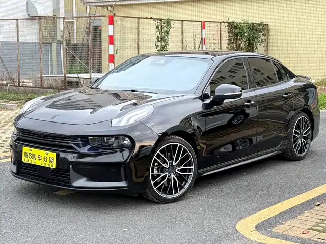Lynk & Co 03 2022