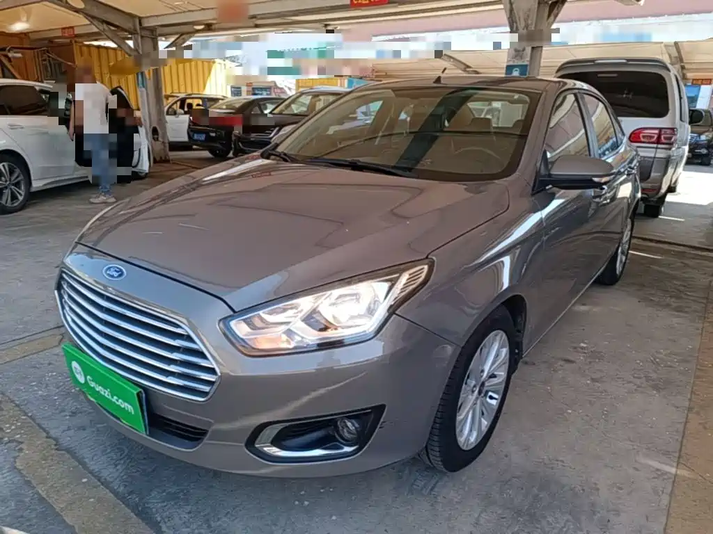 Ford Escort 2015 — пригон из Китая