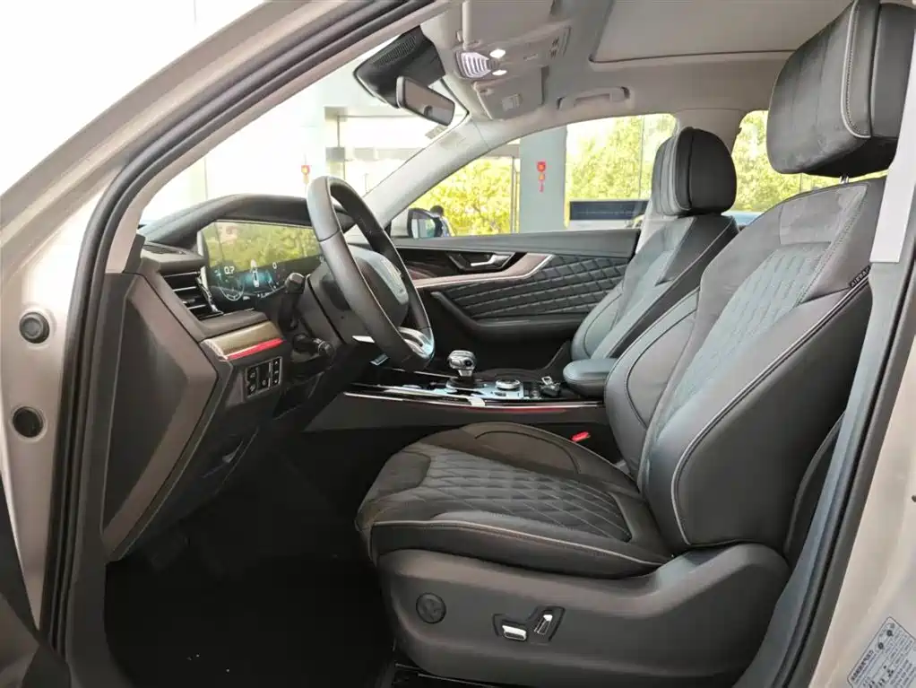 Hongqi HS5 2019 2.0T Smart Connect Enjoy Edition фото 7