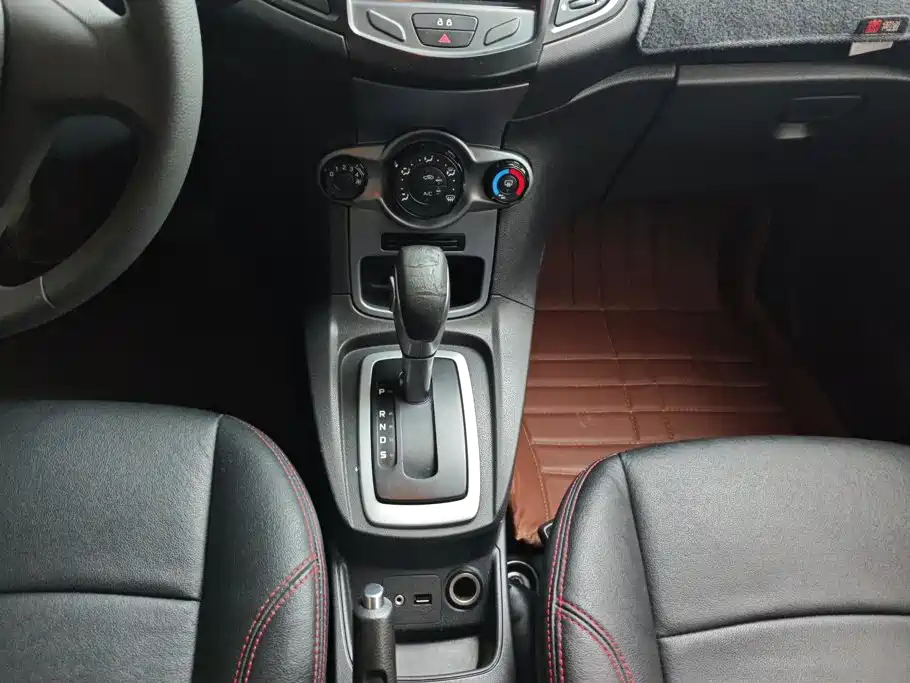 Ford Fiesta 2015 2013 Hatchback 1.5L Automatic Fashion