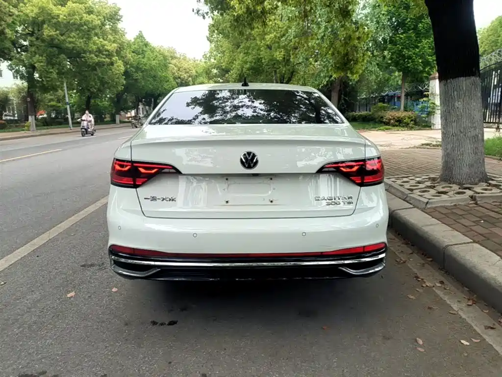 Volkswagen Sagitar 2023 300TSI DSG Surpassing Edition фото 6