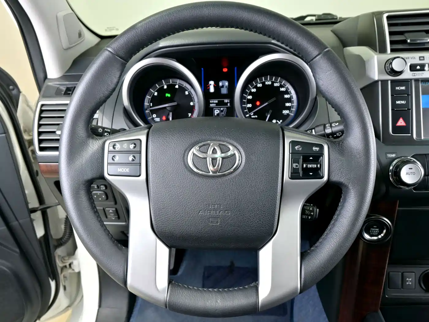 TOYOTA PRADO