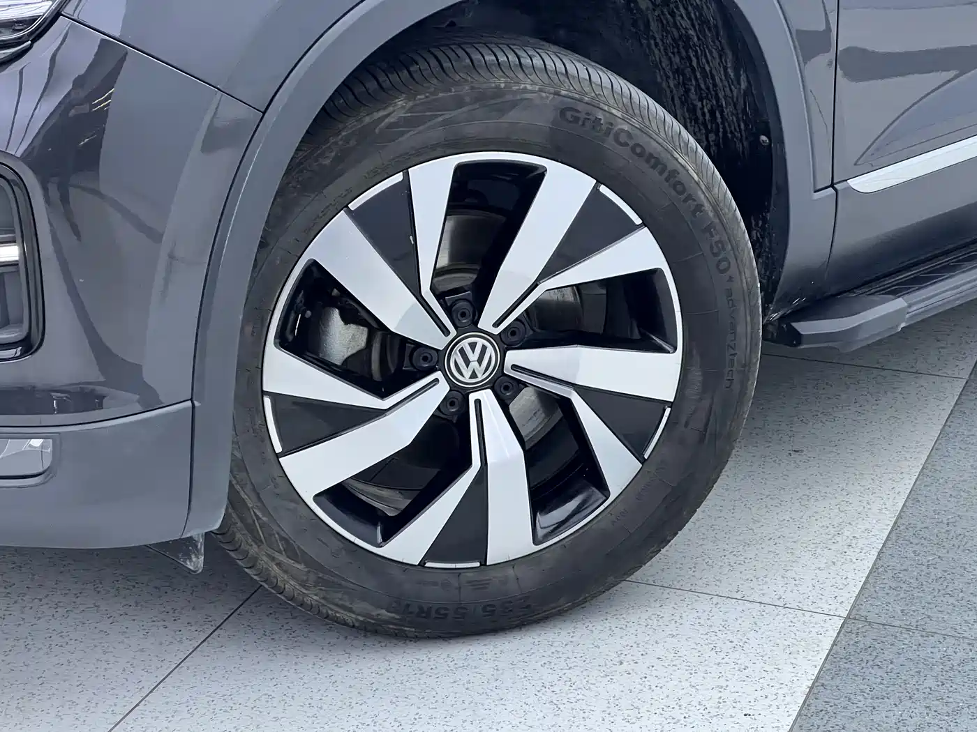 Volkswagen Tayron 2022 280TSI 2WD Luxury Smart Connect Edition фото 8