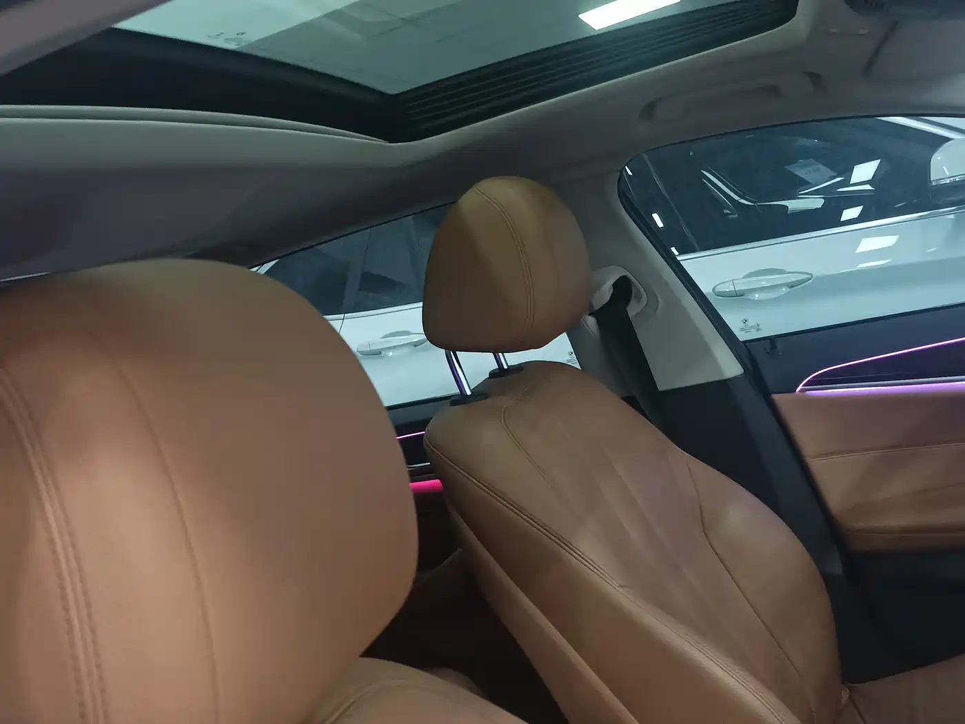 BMW 5 Series 2018 528Li Launch Special Edition фото 14