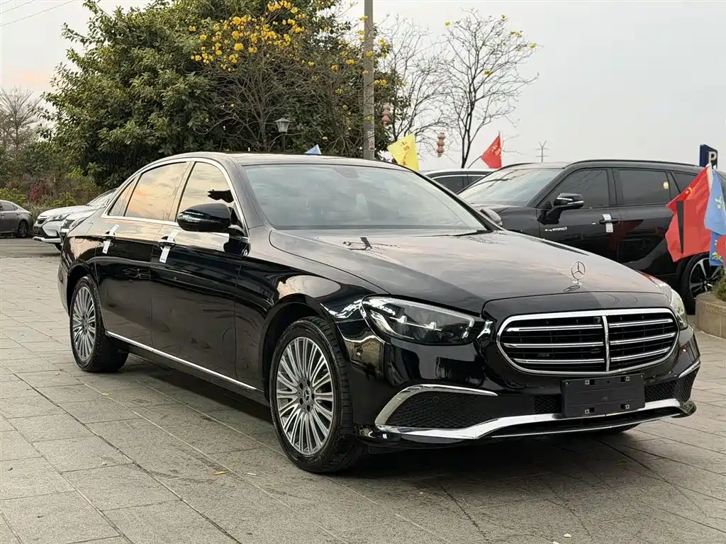  E CLASS