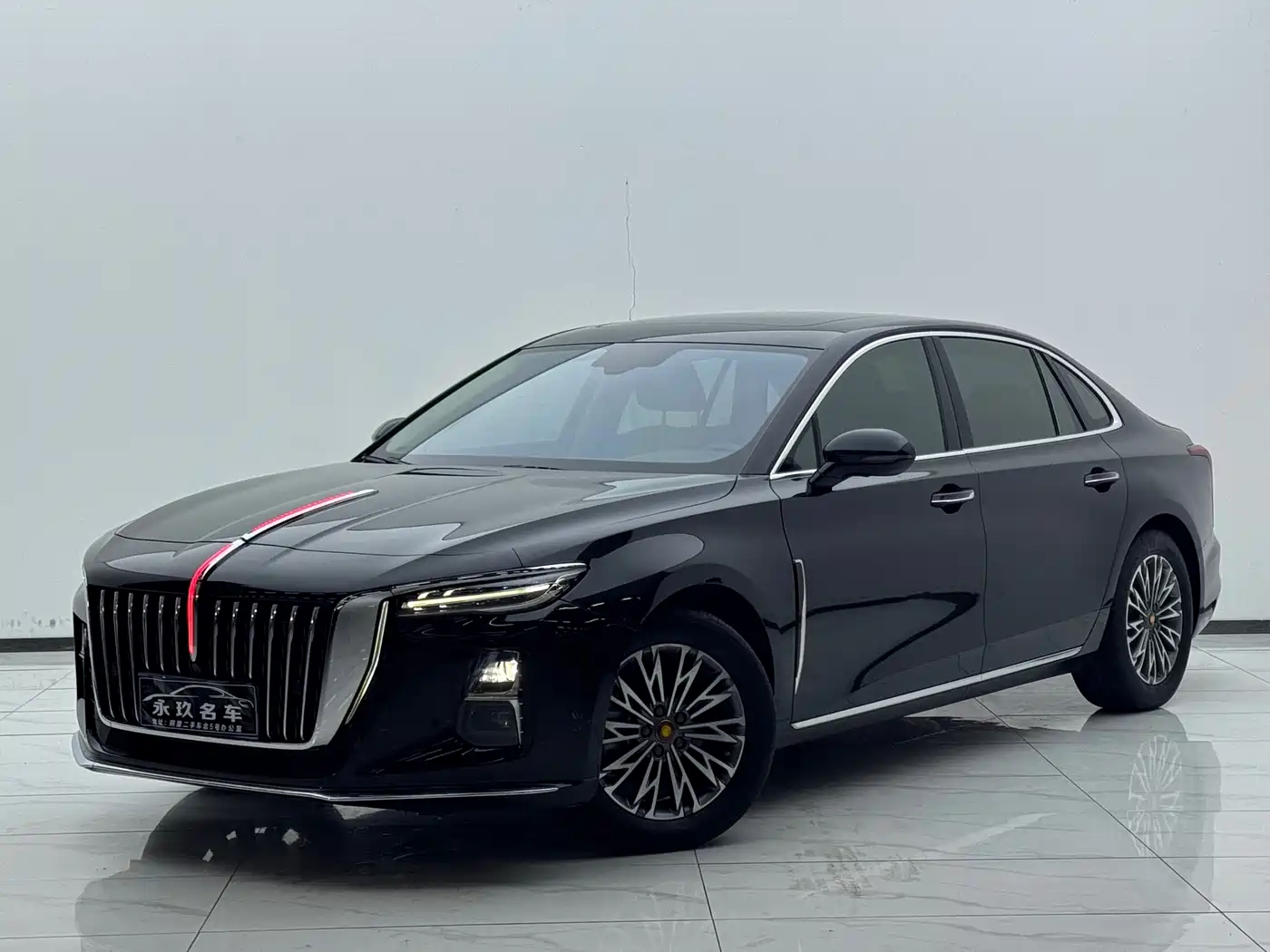 Hongqi H5 2023 2.0T Auto Smart Connect Flag Enjoy фото 2