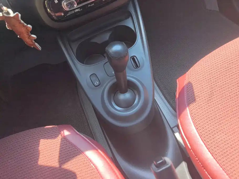 smart forfour 2018 2018 1.0L 52kW Agile Edition