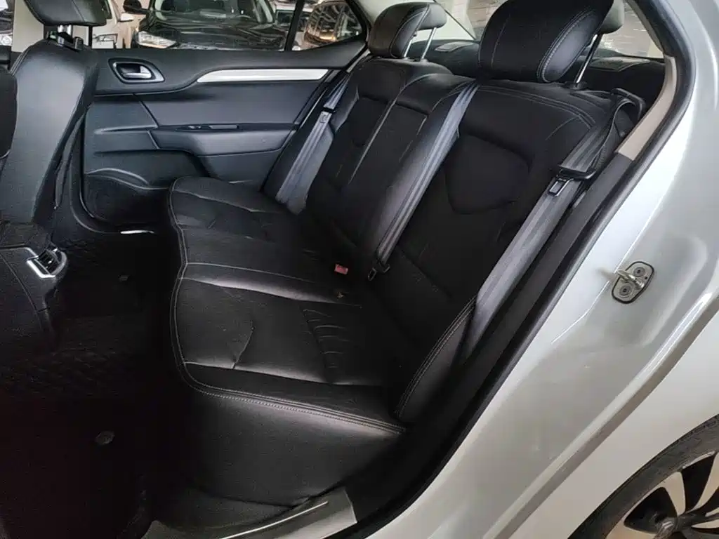 Citroën C4L 2017 2016 1.6T Automatic Elite Edition