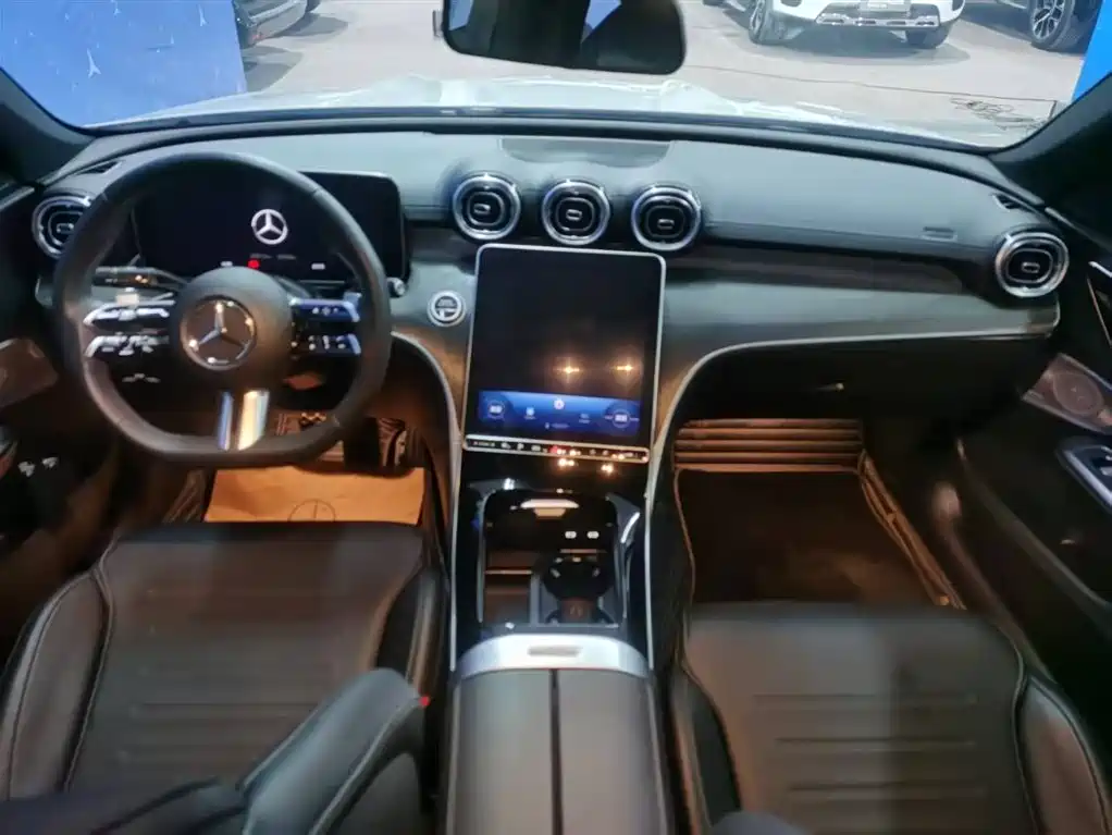 Mercedes-Benz C-Class New Energy 2023 C 350 eL фото 8