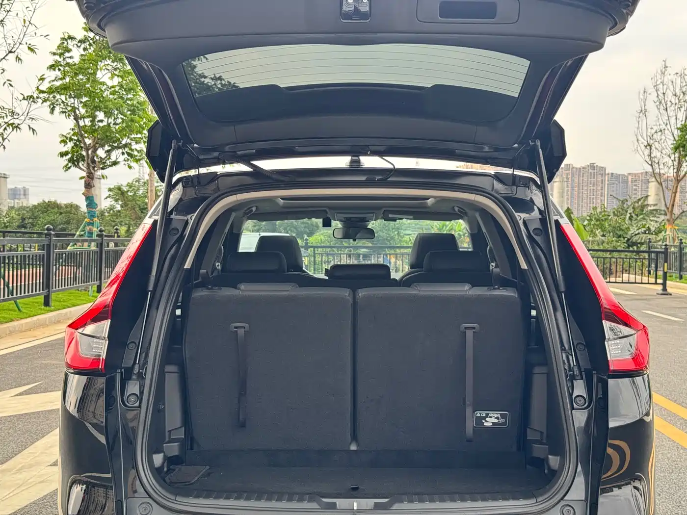 Фото 10 - Honda CR-V