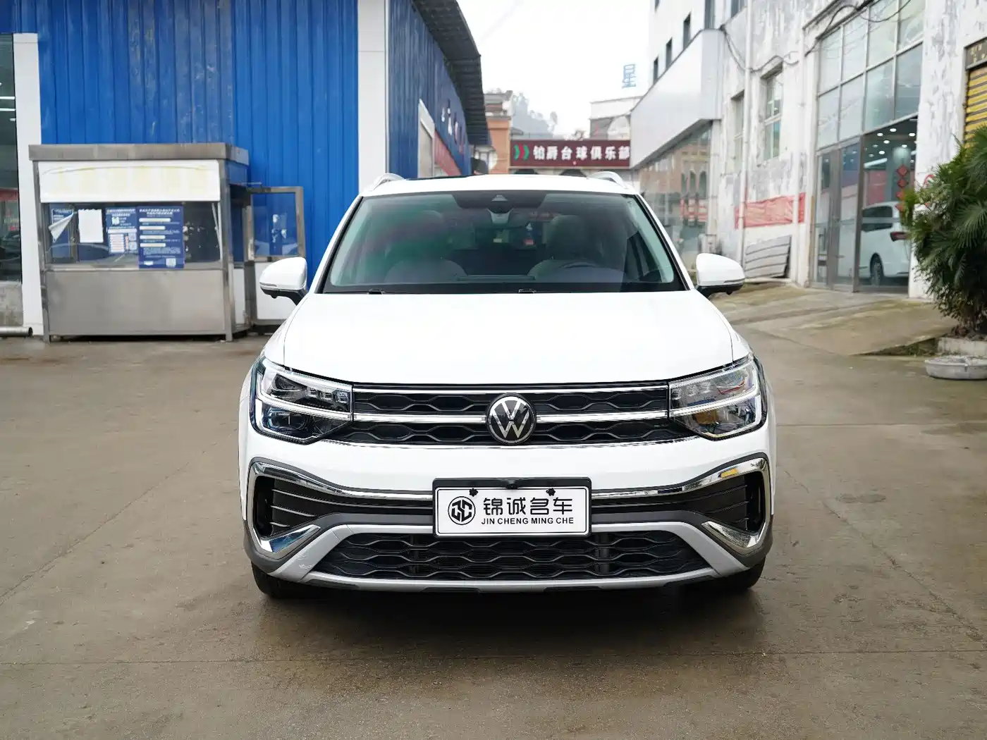 Volkswagen Tharu 2024 300TSI 2WD Full Moon Edition фото 2