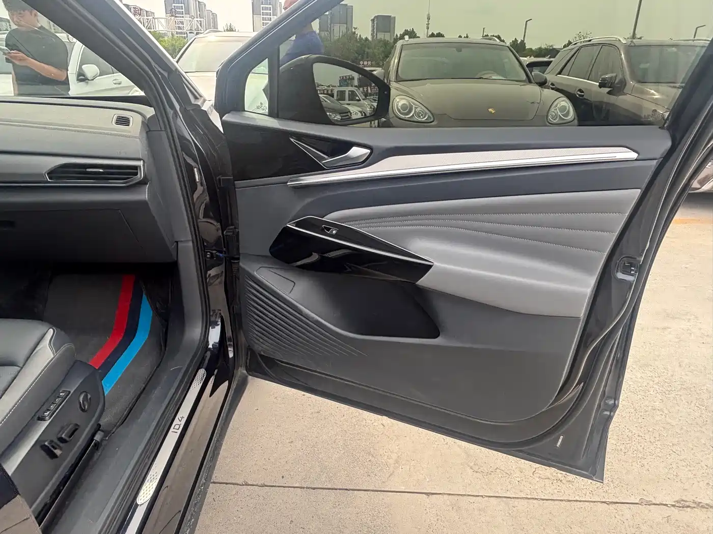 VOLKSWAGEN ID.4 CROZZ