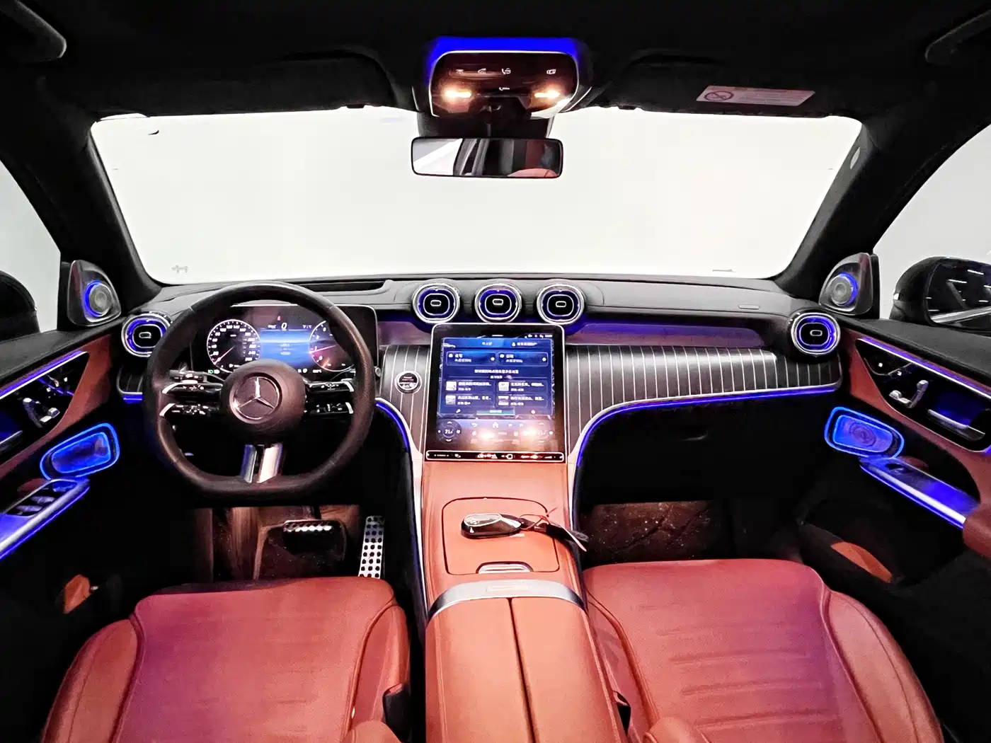 Mercedes-Benz GLC 2024 GLC 300 L 4MATIC Luxury 5-seater фото 10
