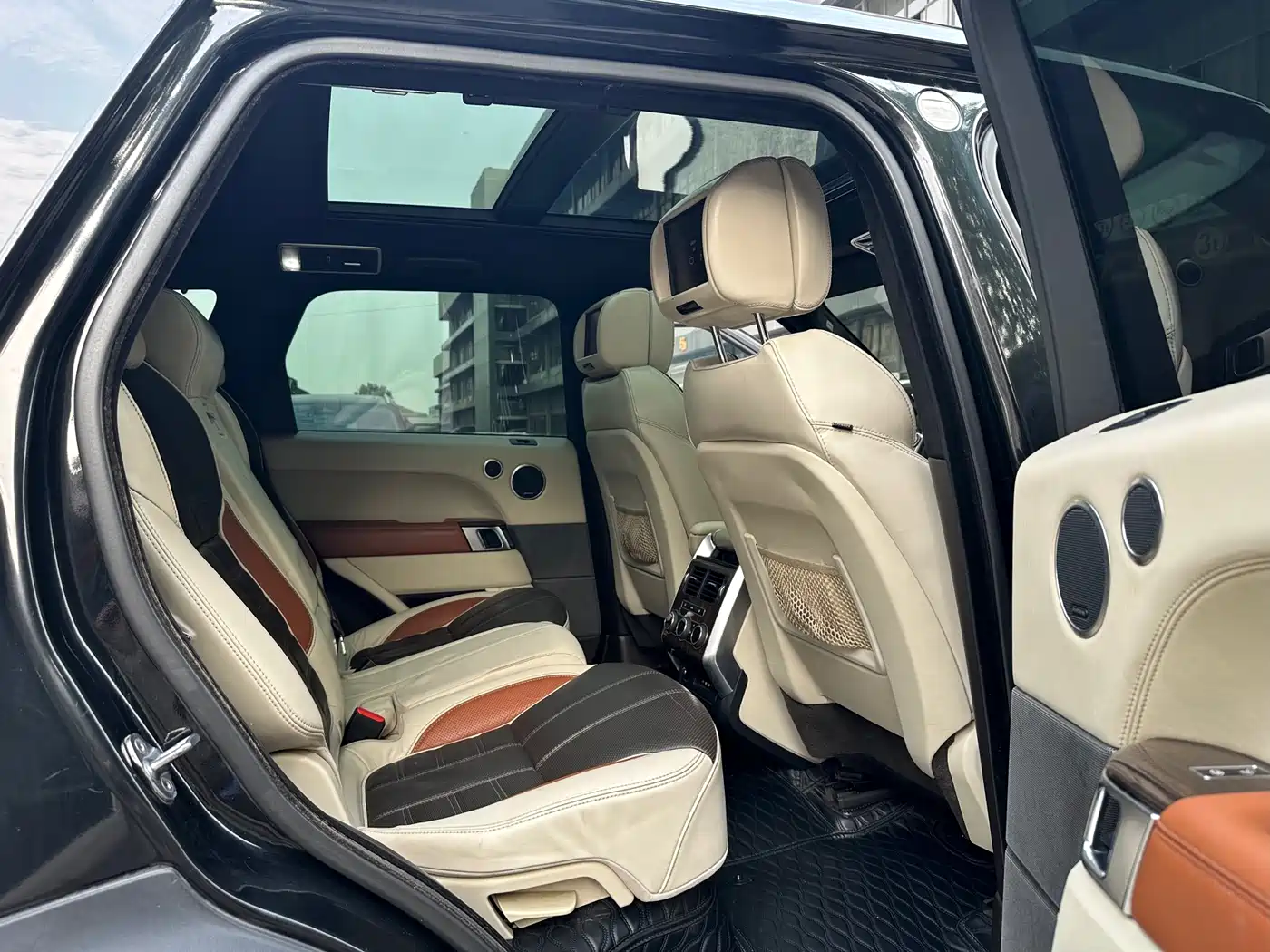 Land Rover Range Rover Sport 2014 3.0 SC V6 HSE DYNAMIC фото 8