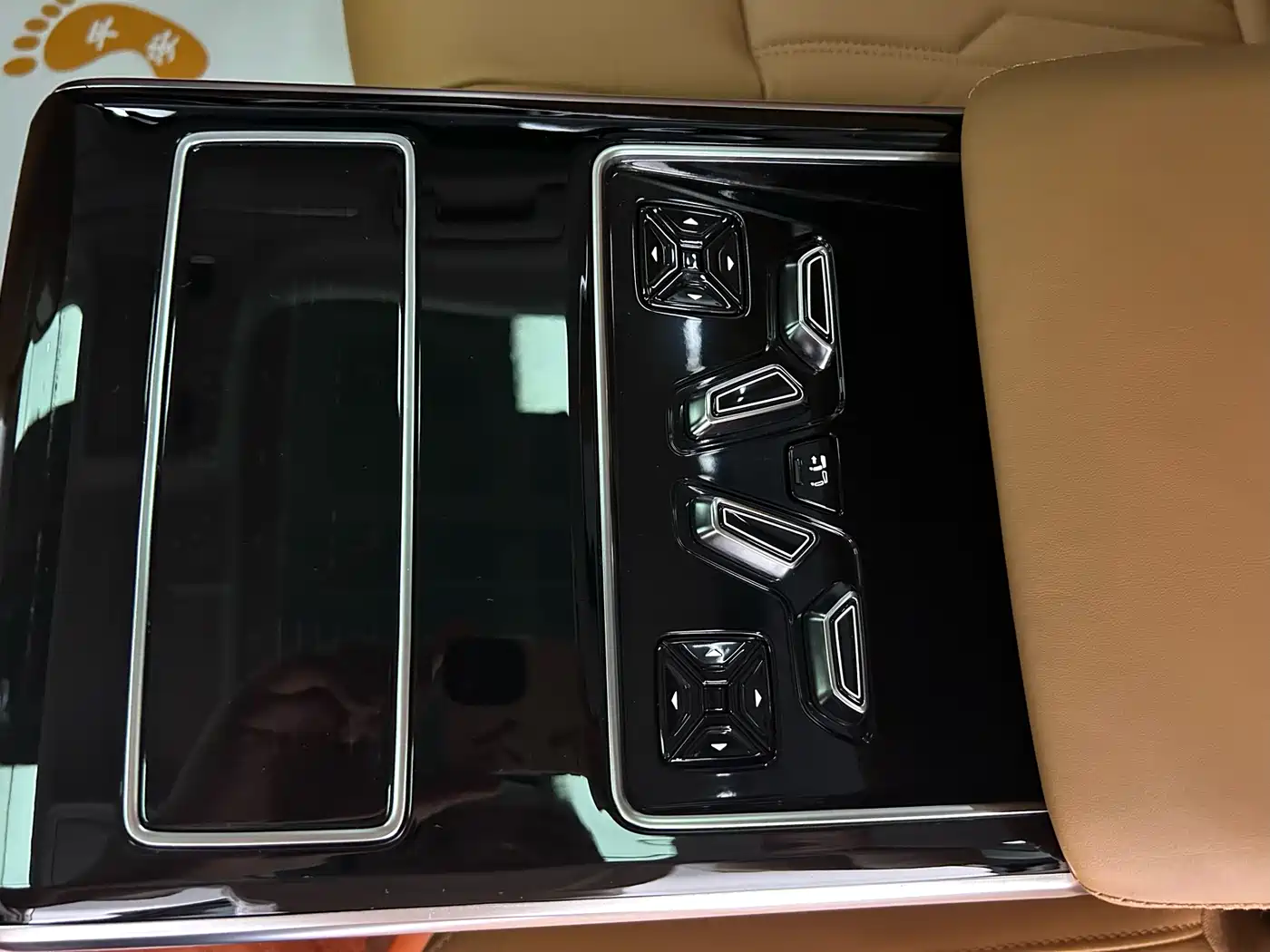 Audi A8 2023 A8L 45 TFSI quattro Luxury фото 9