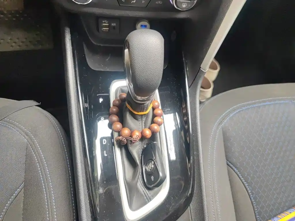 Buick Encore 2021 2020 20T CVT Elite Model