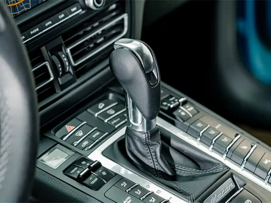 Porsche Macan 2021 Macan 2.0T фото 14
