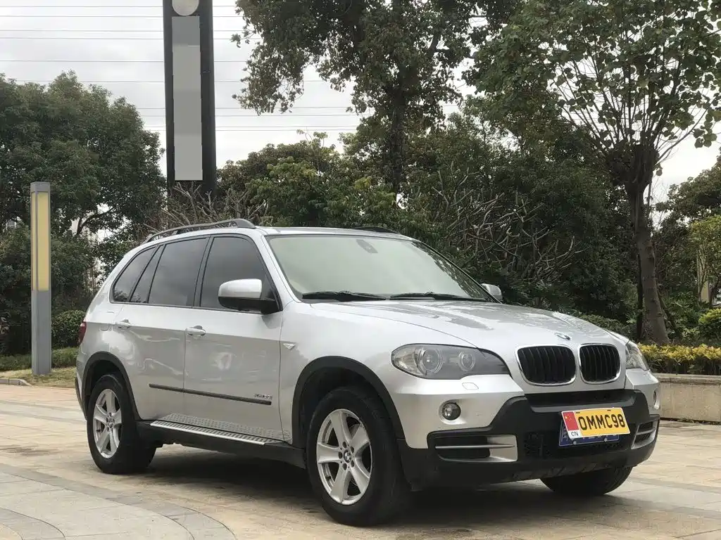 Photo 3 - BMW X5 (Import)