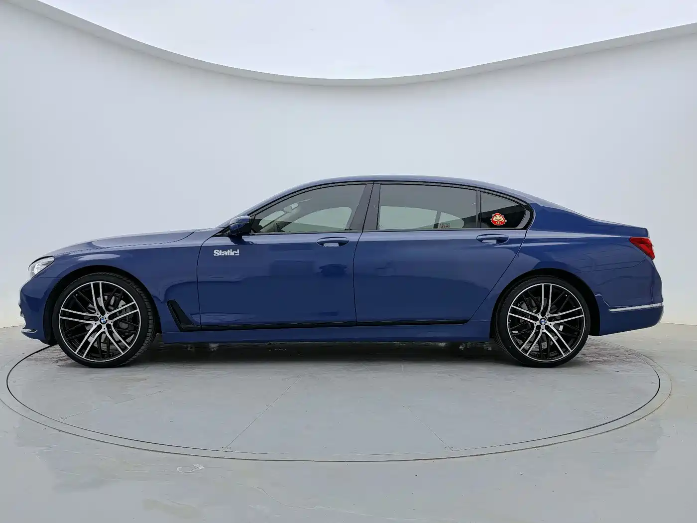 BMW 7 Series 2018 730Li Leading Type Excellence Package фото 4
