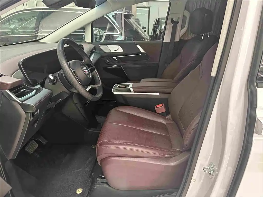 Buick Century 2024 2023 2.0T 6-Seat World Edition