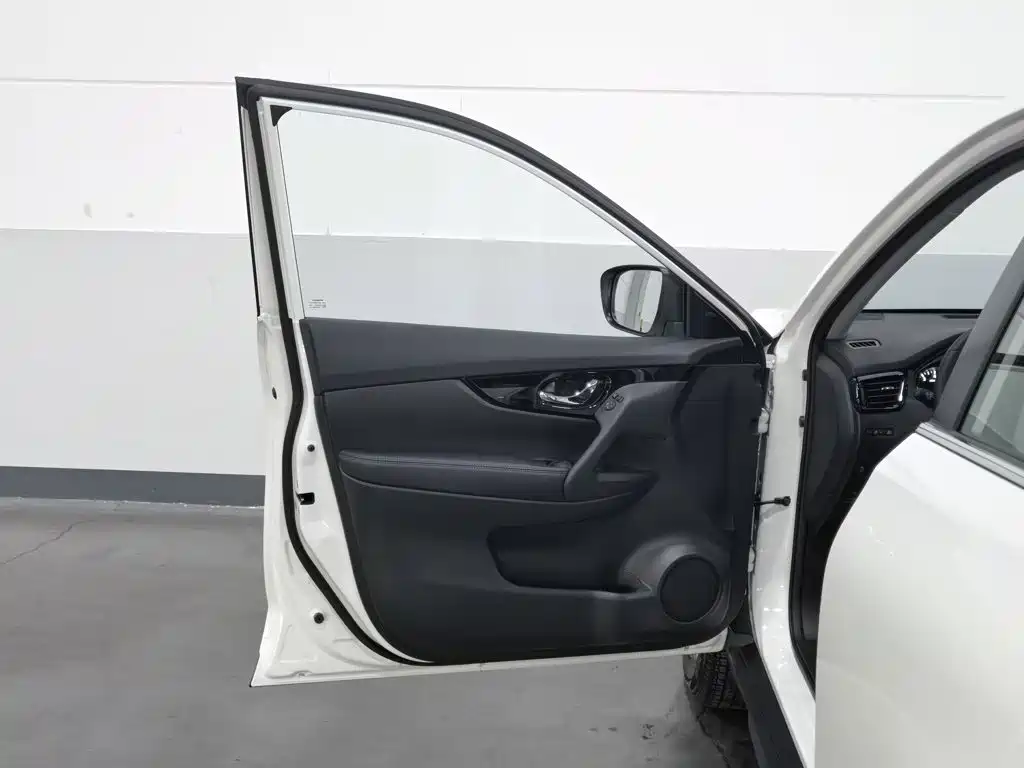 Nissan X-Trail, миниатюра 8